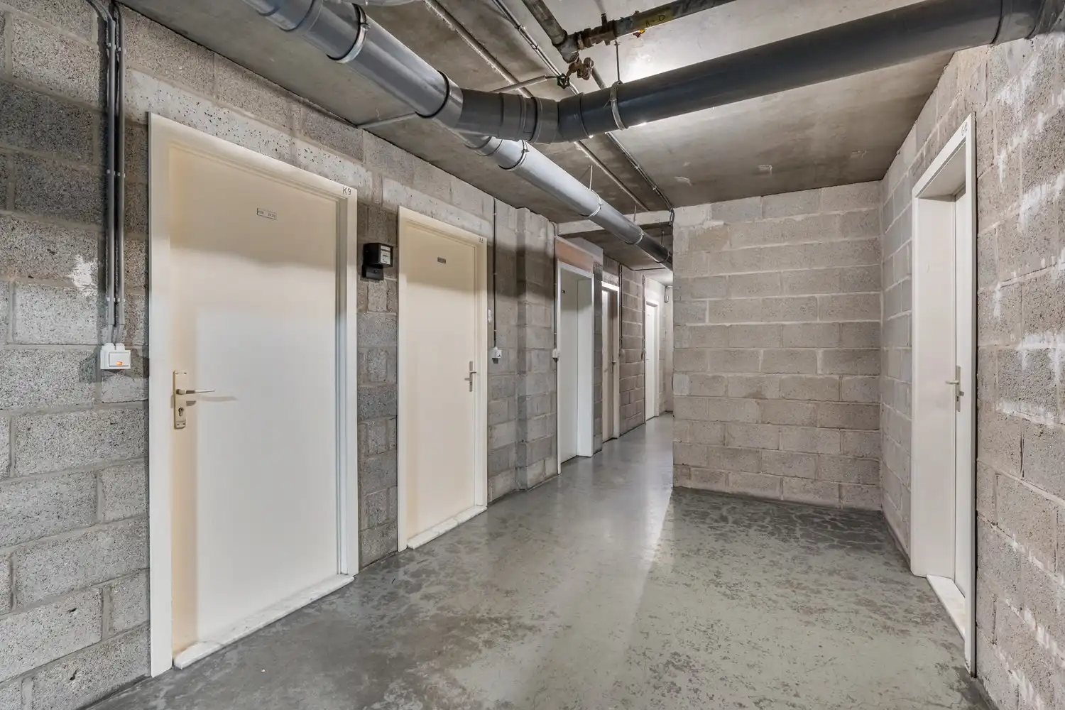 Ruim, modern en gelijkvloers appartement met 3 slaapkamers, een groot terras, 2 autostaanplaatsen en 2 kelders te centrum Leuven! foto 21