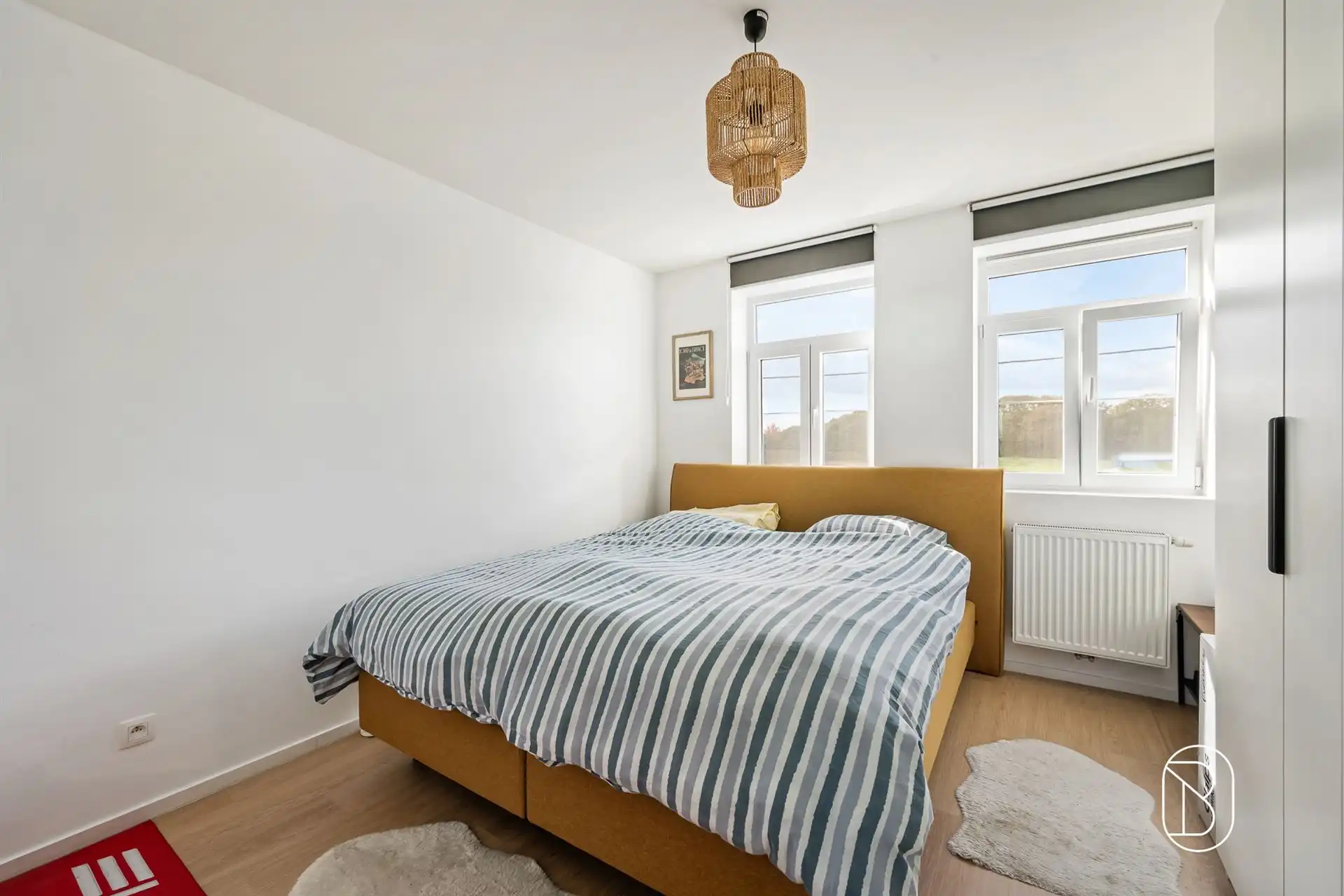 Recente woning met 3 slk, tuin en garage nabij Kluisbos foto 9