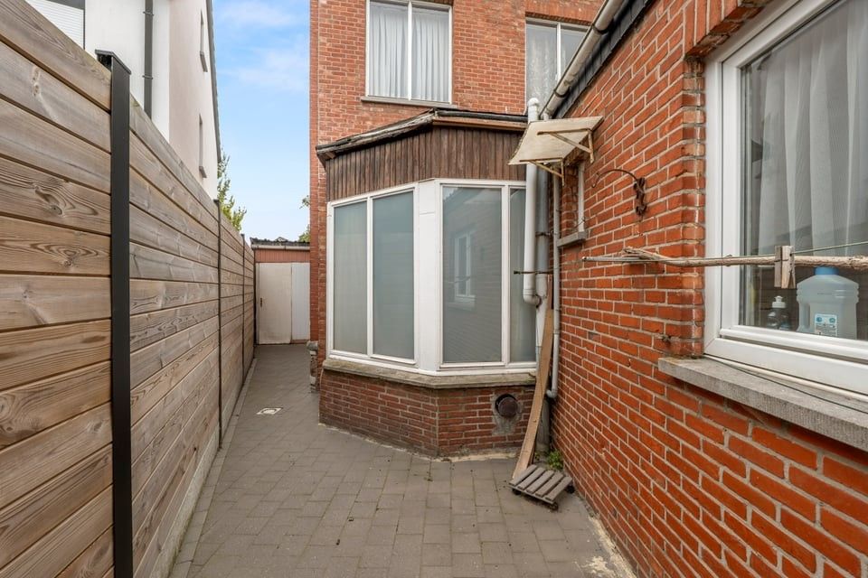 TE RENOVEREN STADSWONING IN SINT-TRUIDEN foto 30
