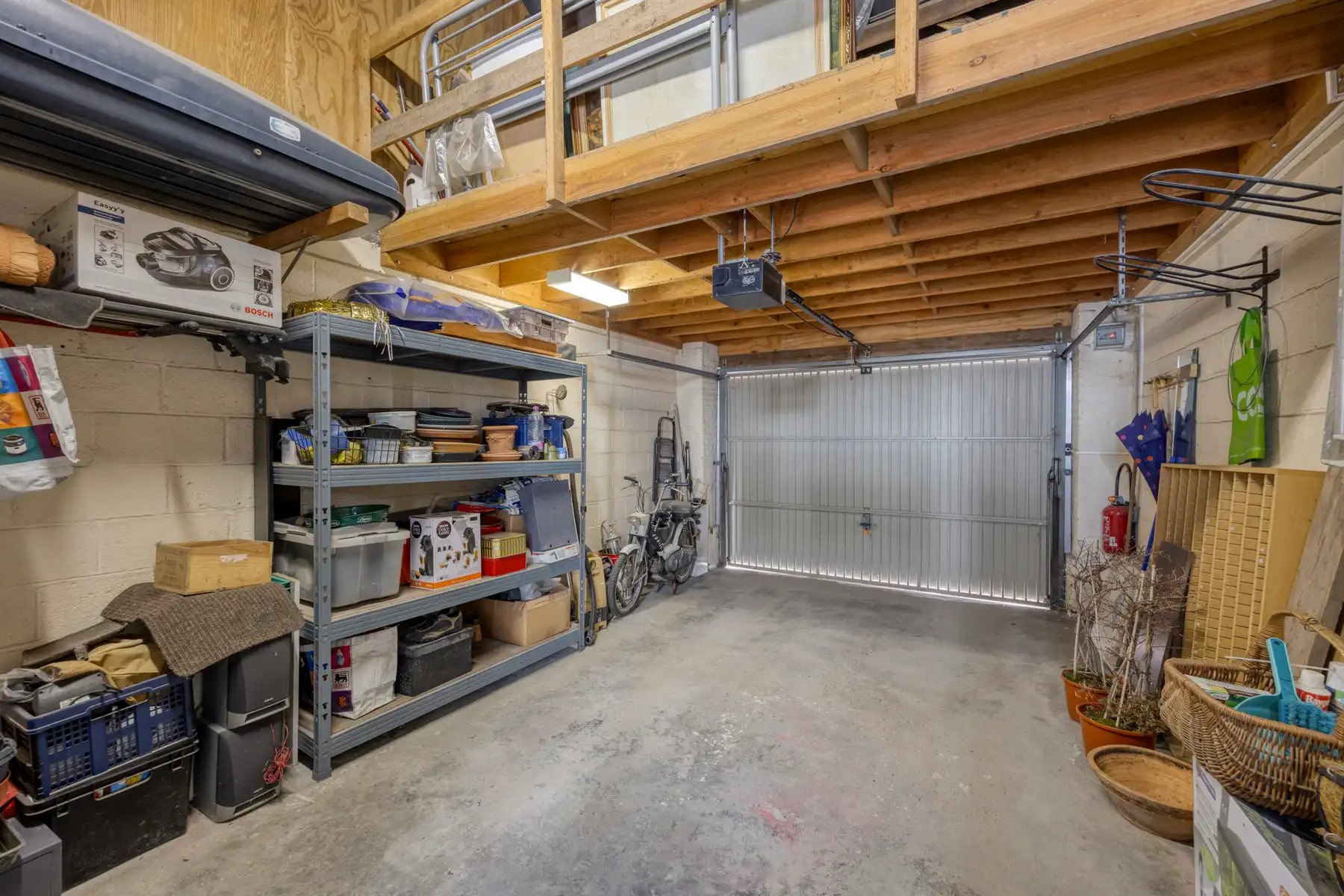 Herenhuis op toplocatie met 4 slaapkamers, garage en tuin! foto 29