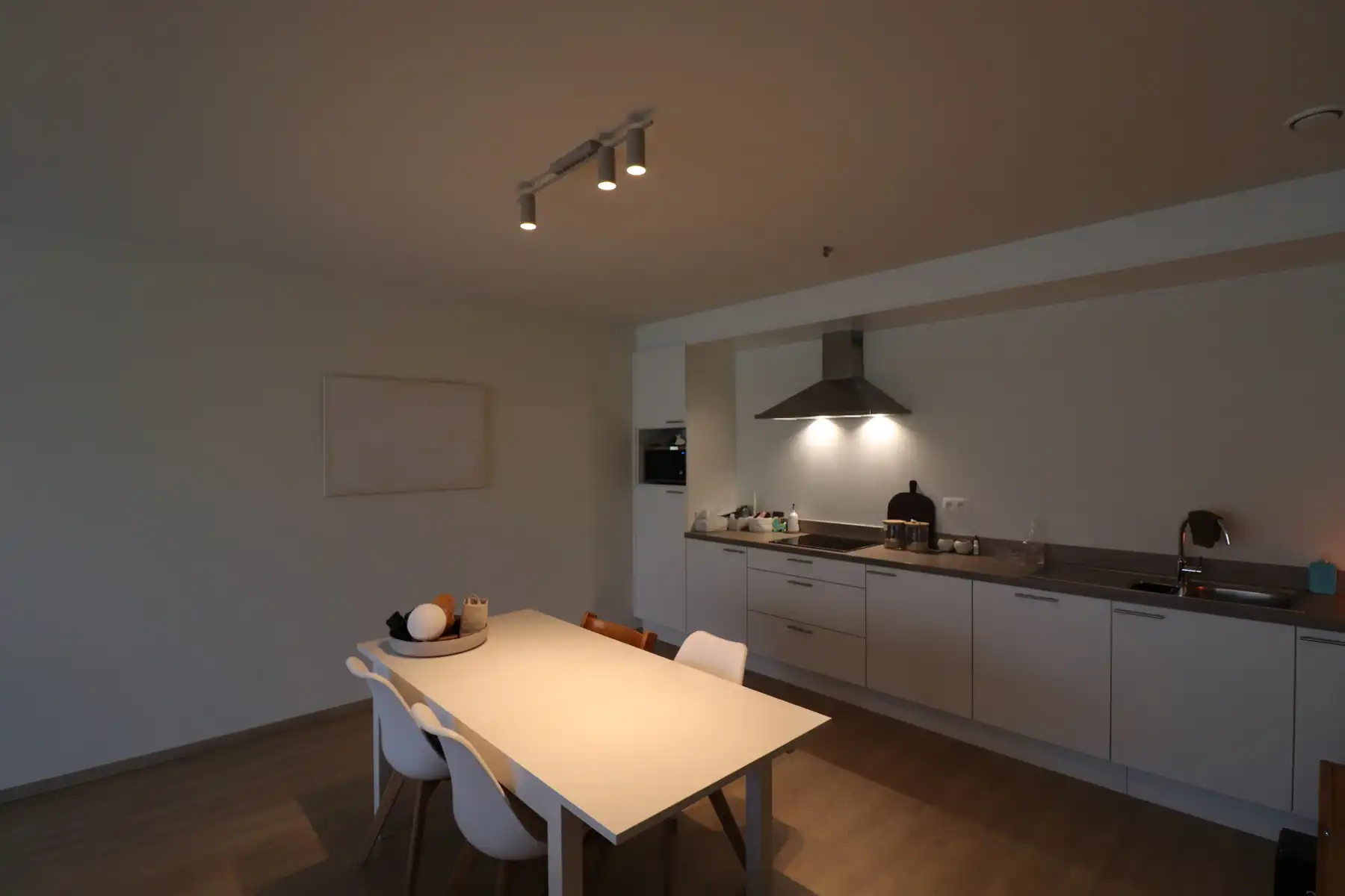 Energiezuinig appartement met 1 slaapkamer, tuin, autostaanplaats en kelderberging. foto 3