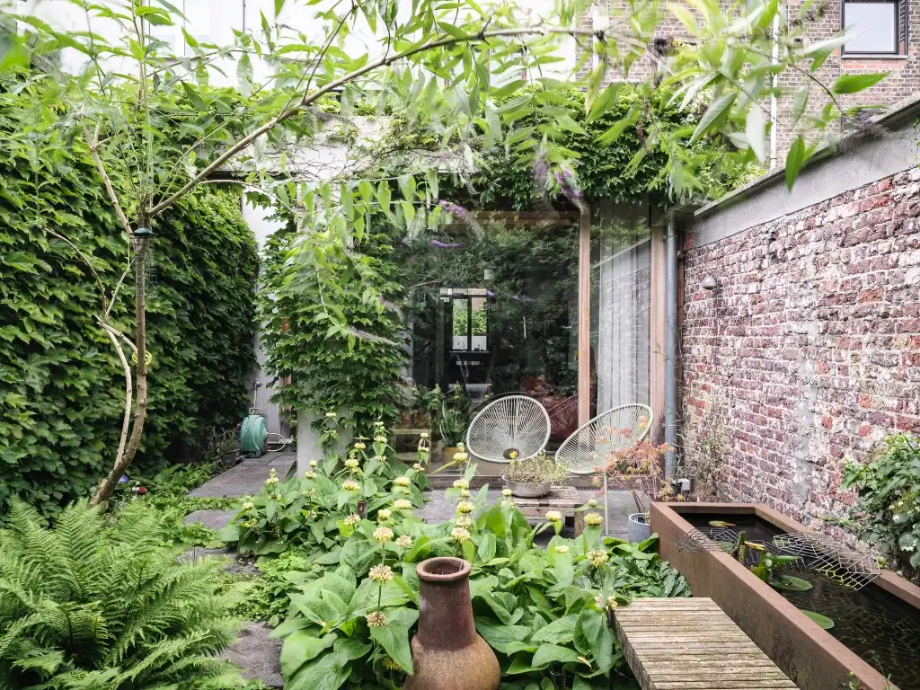 Karaktervolle burgerwoning op wandelafstand van het centrum foto {{pictureIndex}}