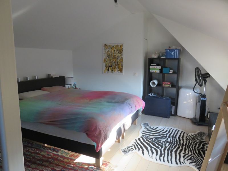 Eigentijds en lichtrijk duplexappartement foto 13