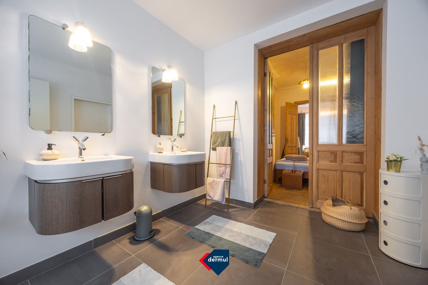 INSTAPKLARE BURGERWONING MET VAKANTIEAPAPPARTEMENT foto 17