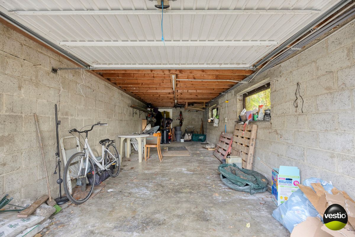 RUSTIG GELEGEN HALF VRIJSTAANDE WONING OP 4A5CA STADSRAND BILZEN. foto 25