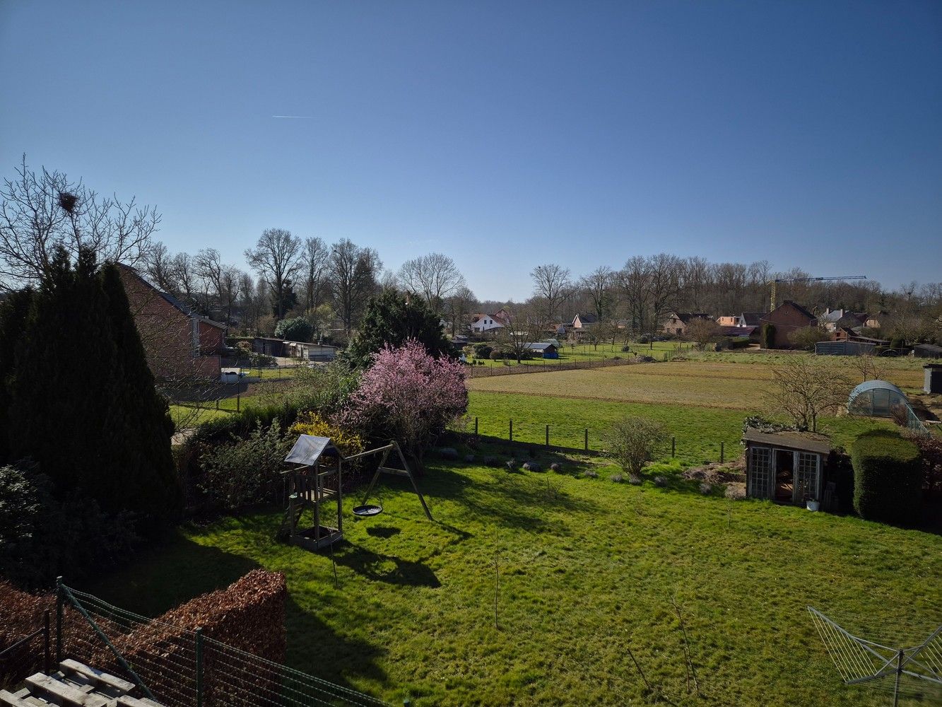 "Unieke Kansen: Ruime Woning met Tuin & Apart Appartement!" foto 3