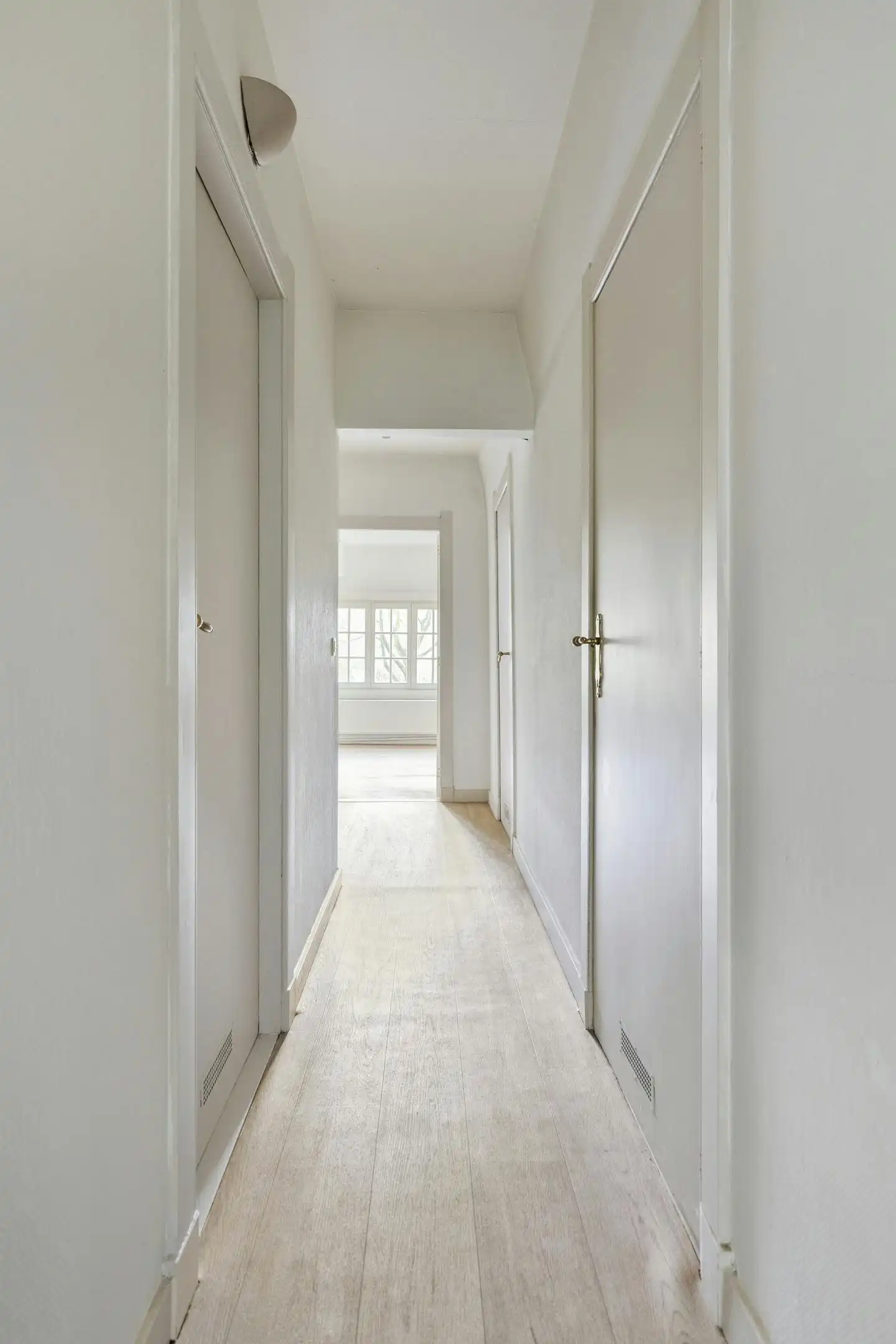 Charmant huis te koop in Putte-Kapellen met grote tuin foto 14