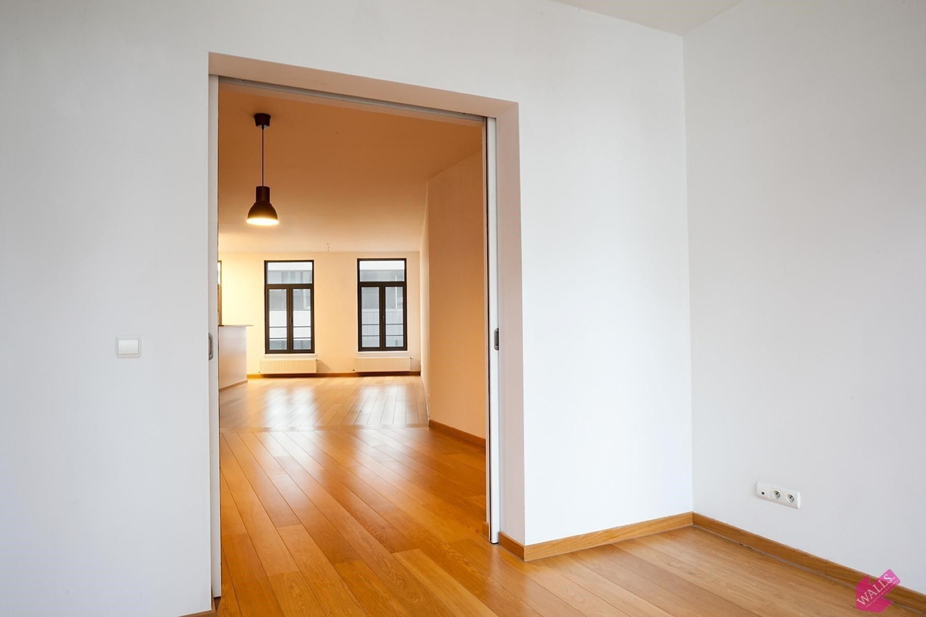 Prachtige ruime flat op topligging in de Kammenstraat foto 14