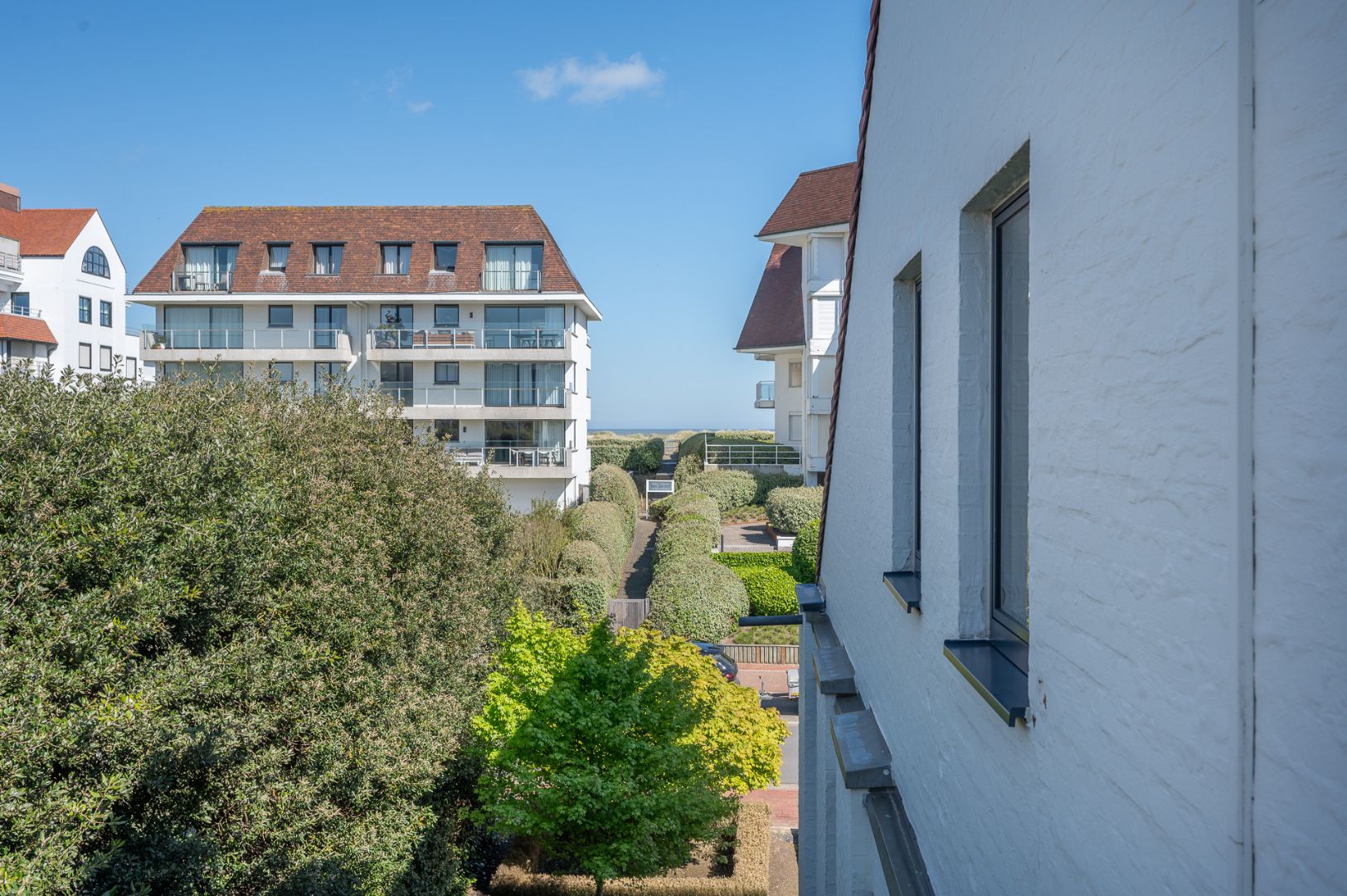 Prachtig gelijkvloers appartement met tuin ideaal gelegen aan de Zwinlaan foto 21