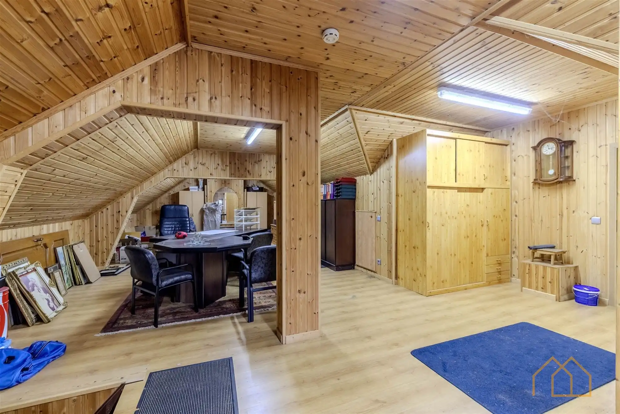 Ruime woning op 12a met veel kelder en garage foto 17