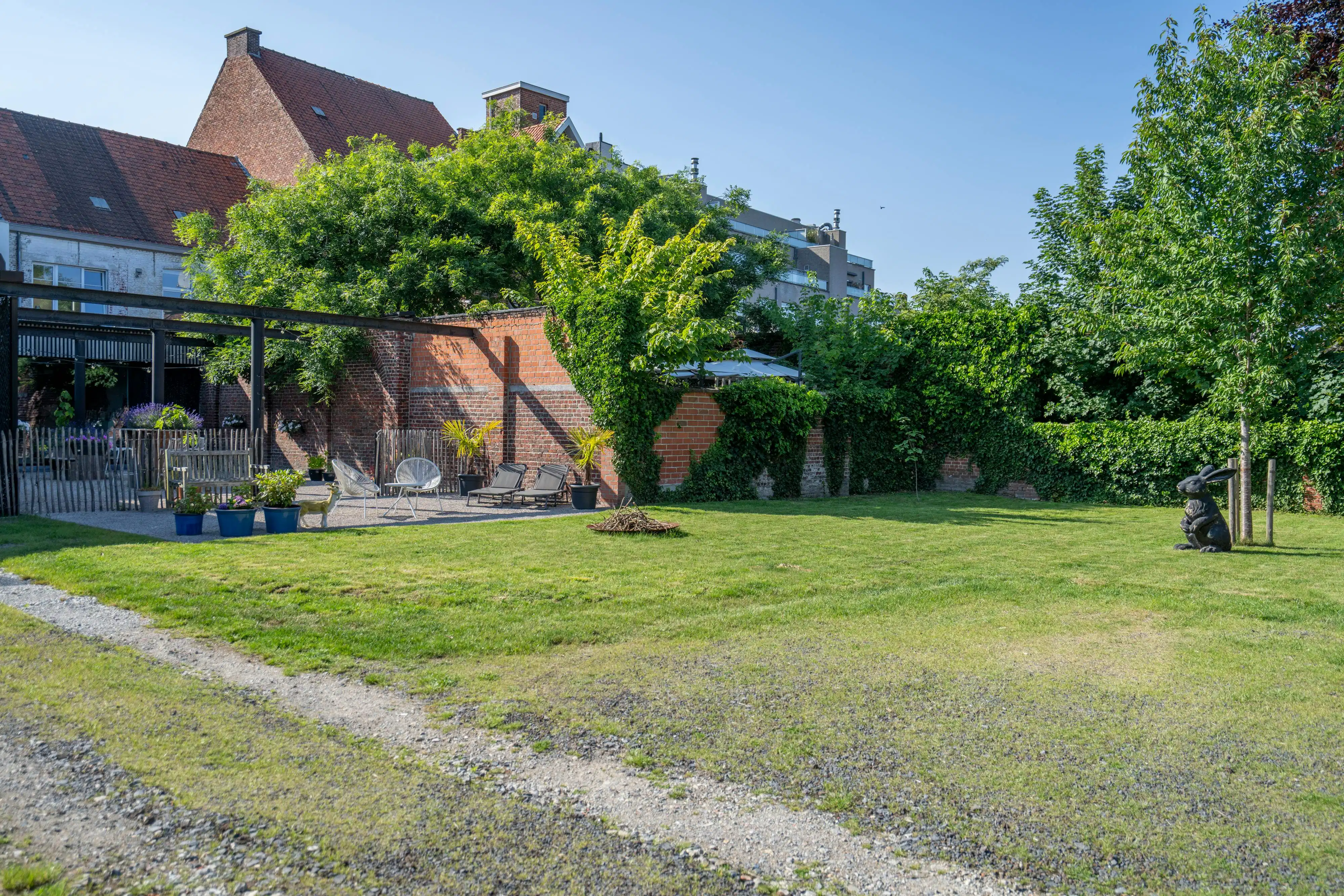 Prachtig gerenoveerde appartement te koop met uitweg  foto 20