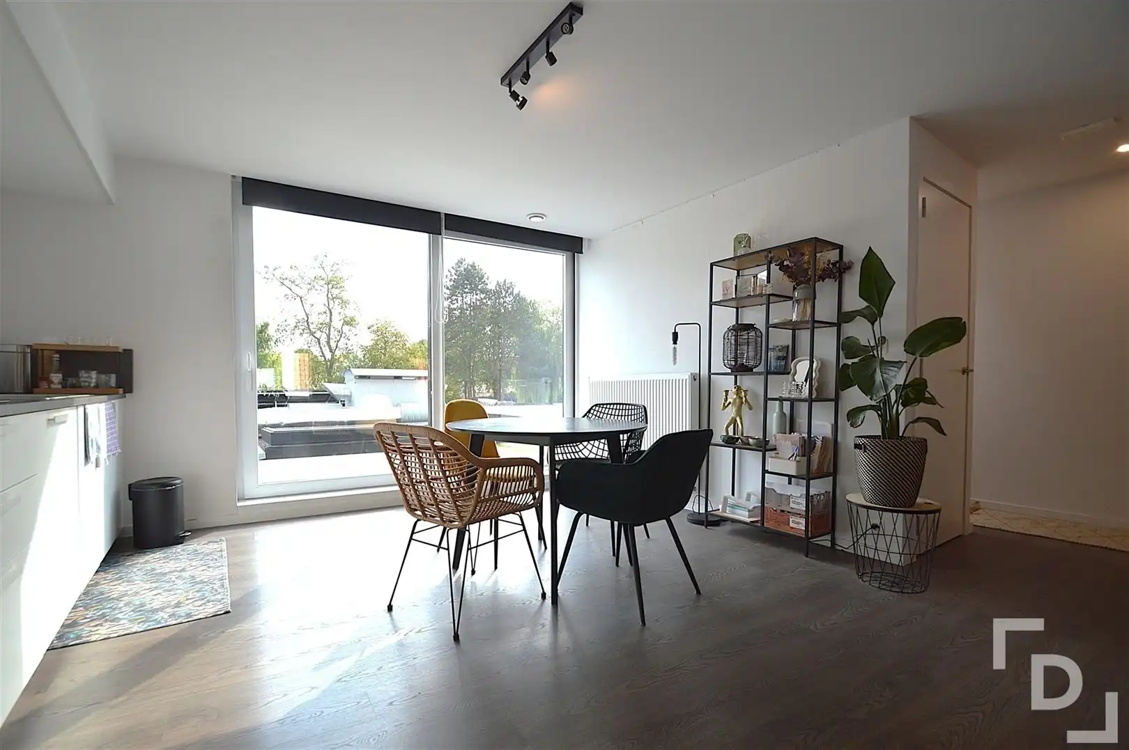 Ruim duplex-appartement te huur in Ieper foto 4