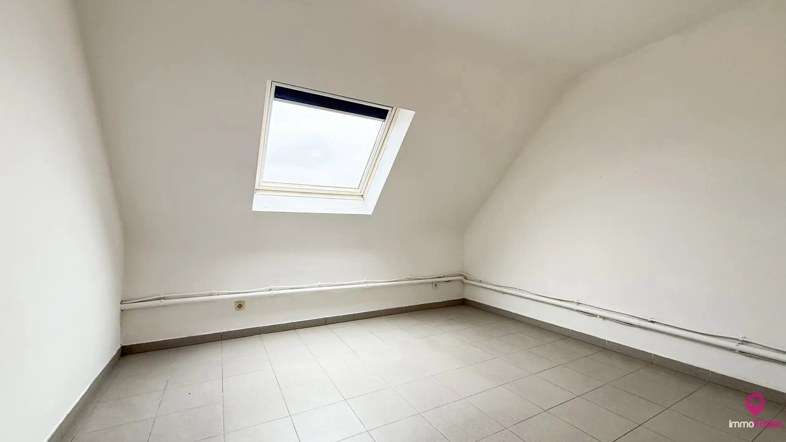 Dakappartement met 2 slpks, terras en parkeerplaats! foto 14