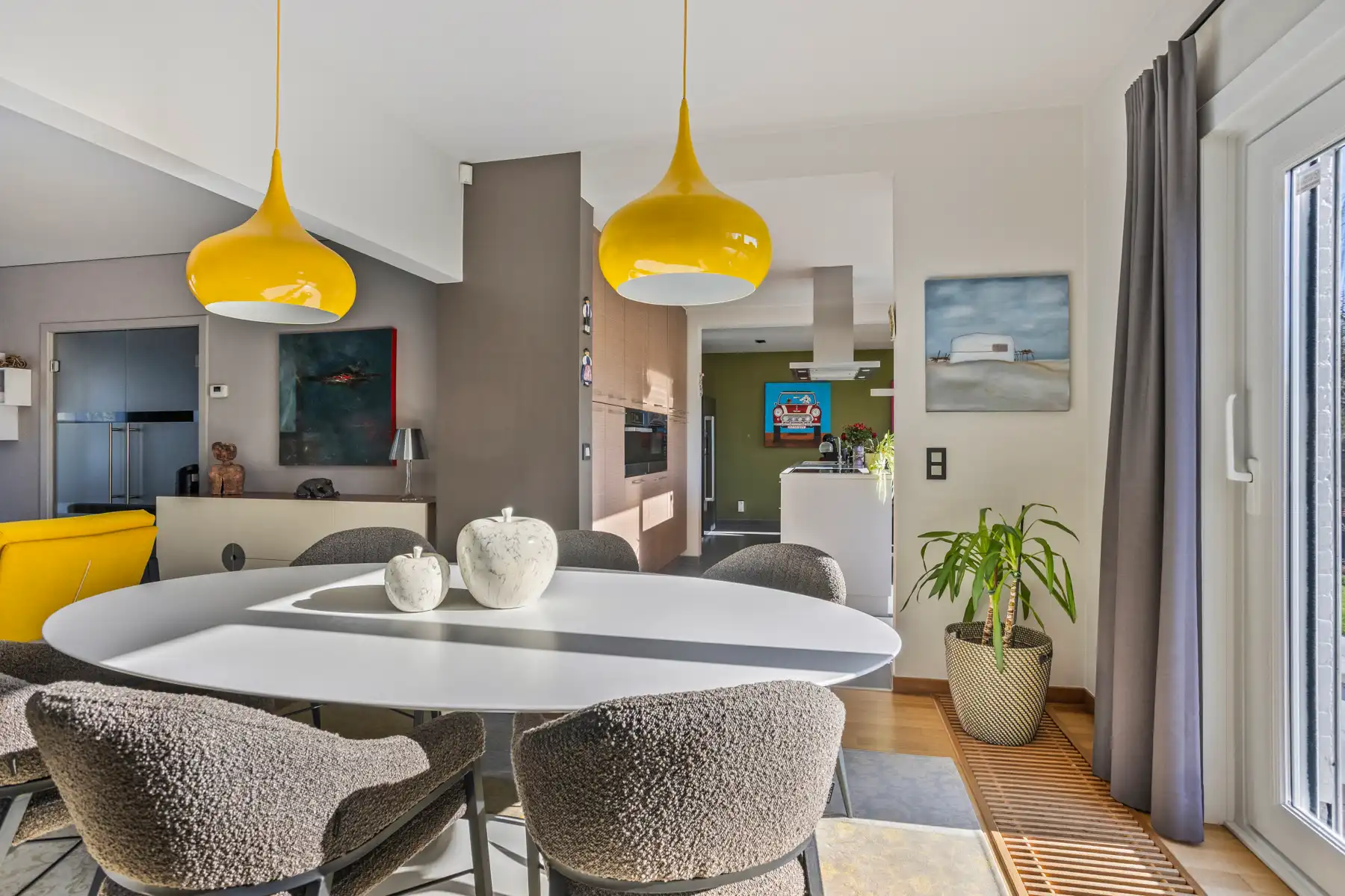 Villa met 3 slaapkamers, 2 badkamers en prachtige tuin foto 8