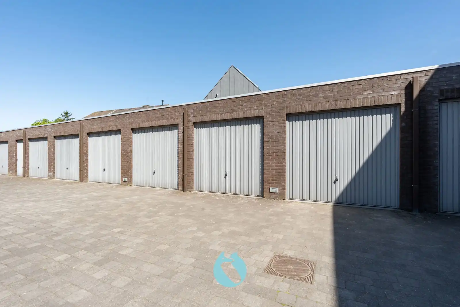Garagebox te koop in de Kapellestraat te Evergem foto 3