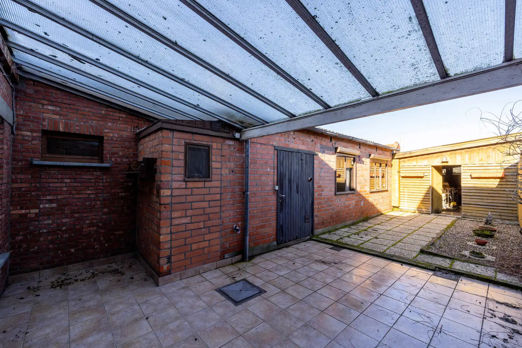 Te renoveren woning met 3 slpk, inpandige garage en tuin foto 19