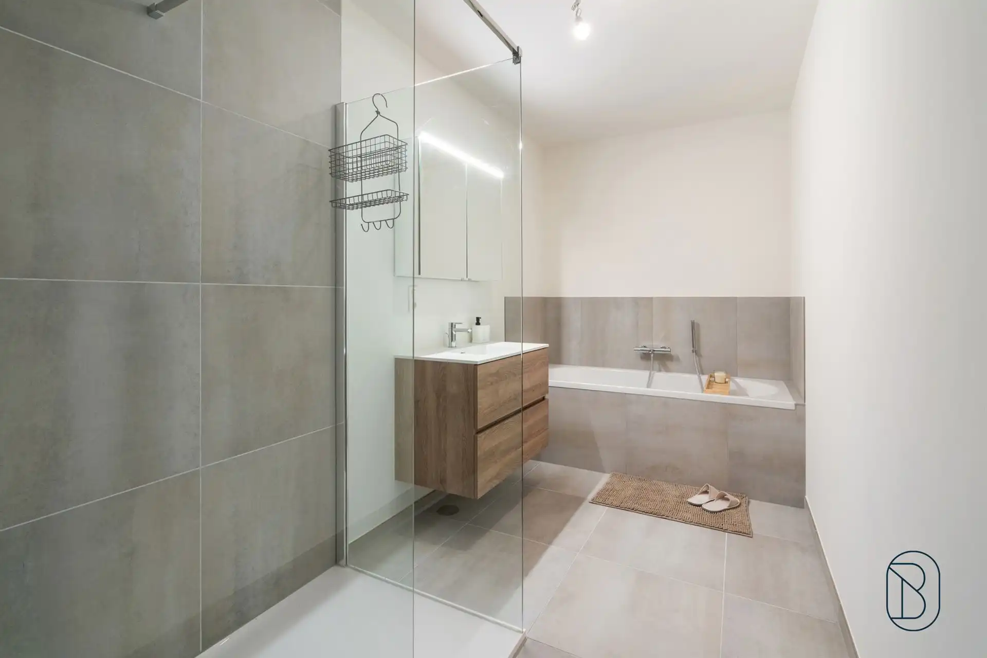 Kwalitatieve moderne energiezuinige luxe-woning met tuin. foto 11