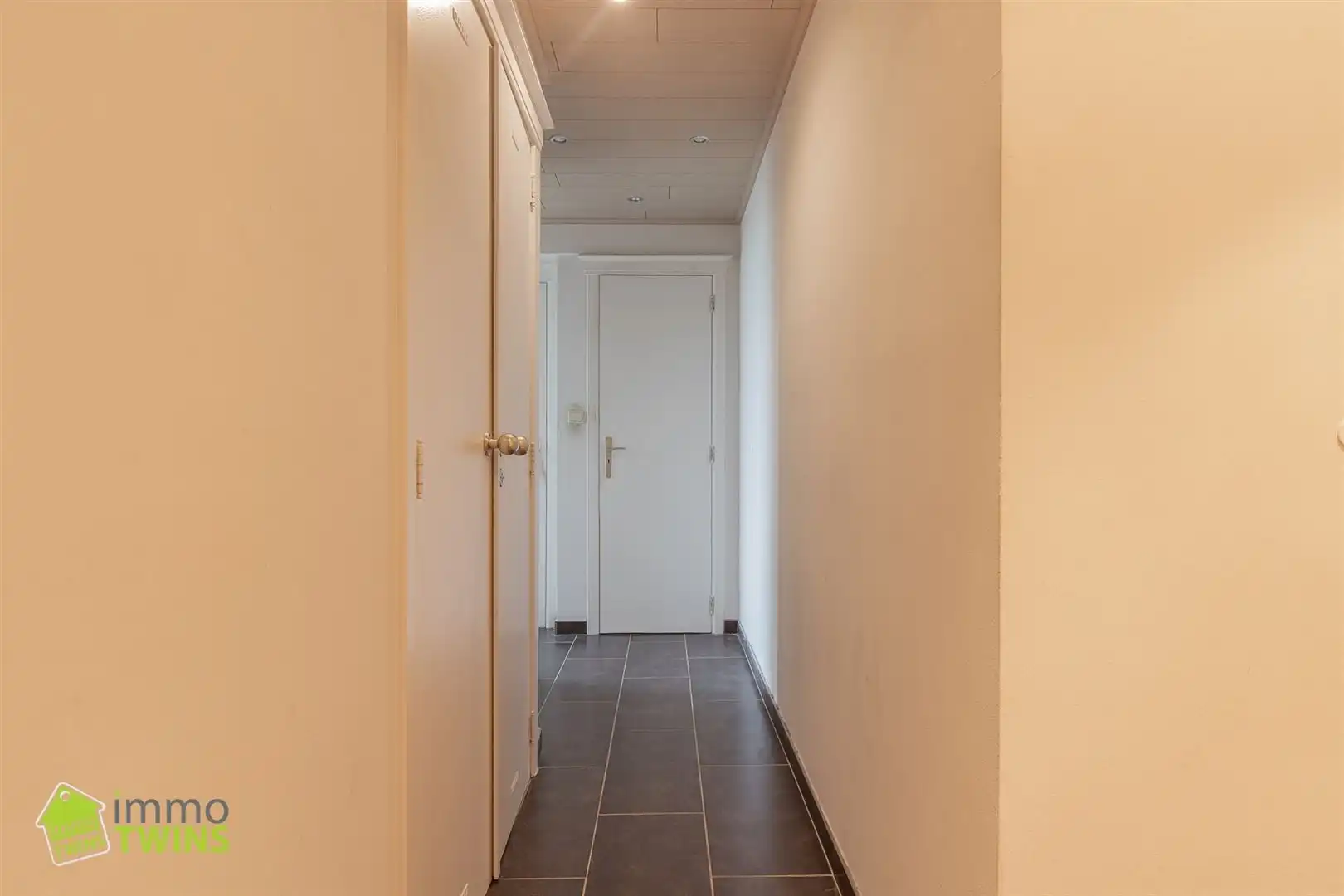 Gezellig 2-slpk appartement met terras en subliem uitzicht te Dendermonde.  foto 10