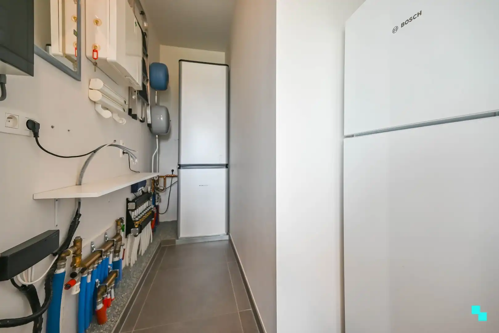 Energieneutraal tweeslaapkamerappartement in groene omgeving te Izegem foto 12