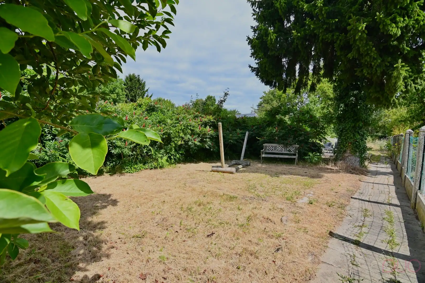 Charmante rijwoning met stadstuin, centraal gelegen in Landen foto 20