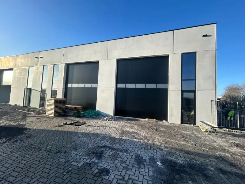 Nieuwbouw opslag- of atelierruimte van 213 m² foto {{pictureIndex}}