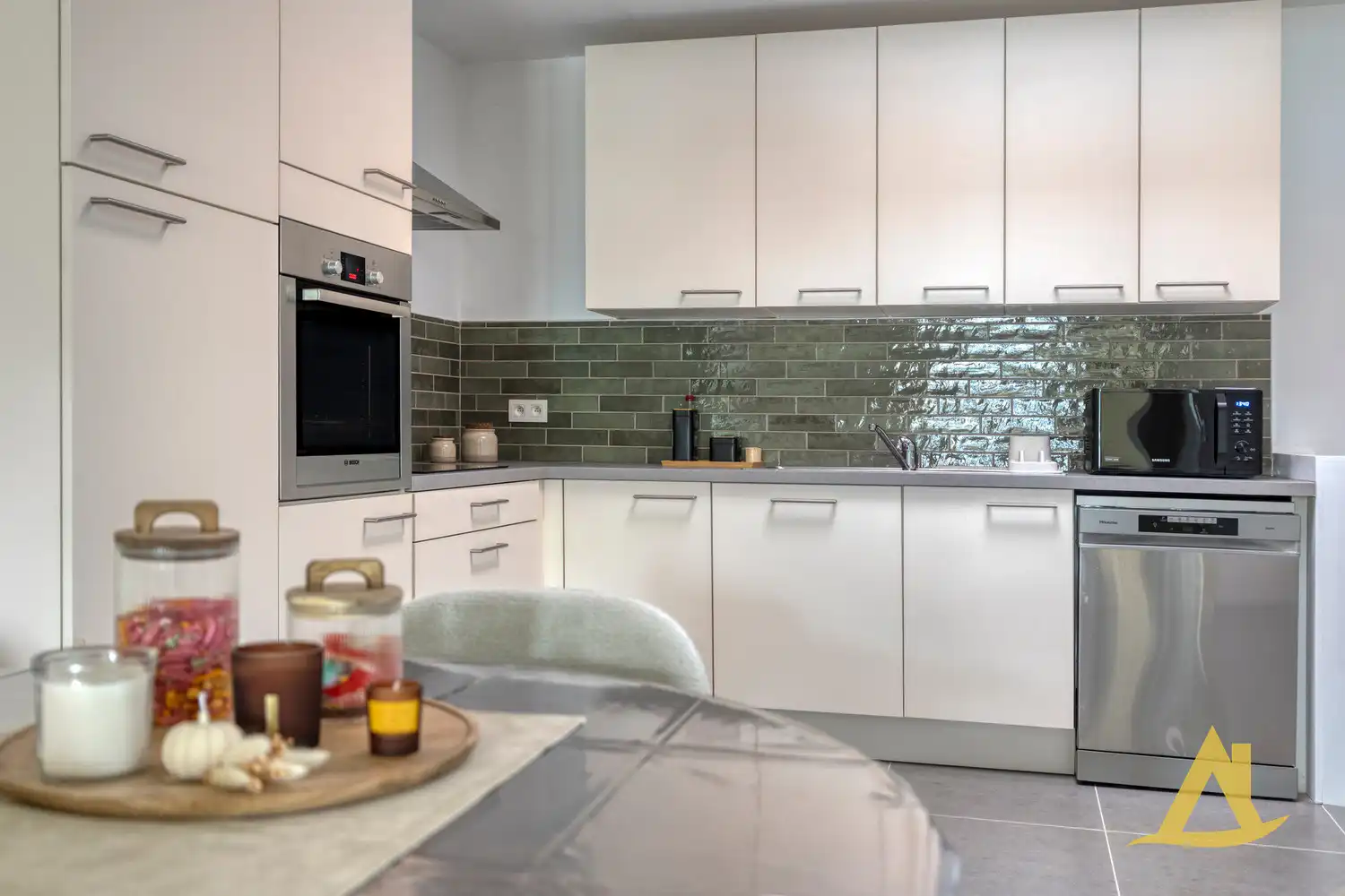 INSTAPKLARE, ENERGIEZUINIGE WONING, NABIJ HET CENTRUM VAN DIEST! foto 8