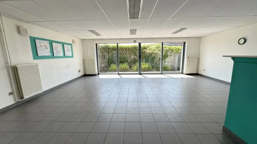 Logistiek bedrijfspand te huur in industriezone te Malle foto 5