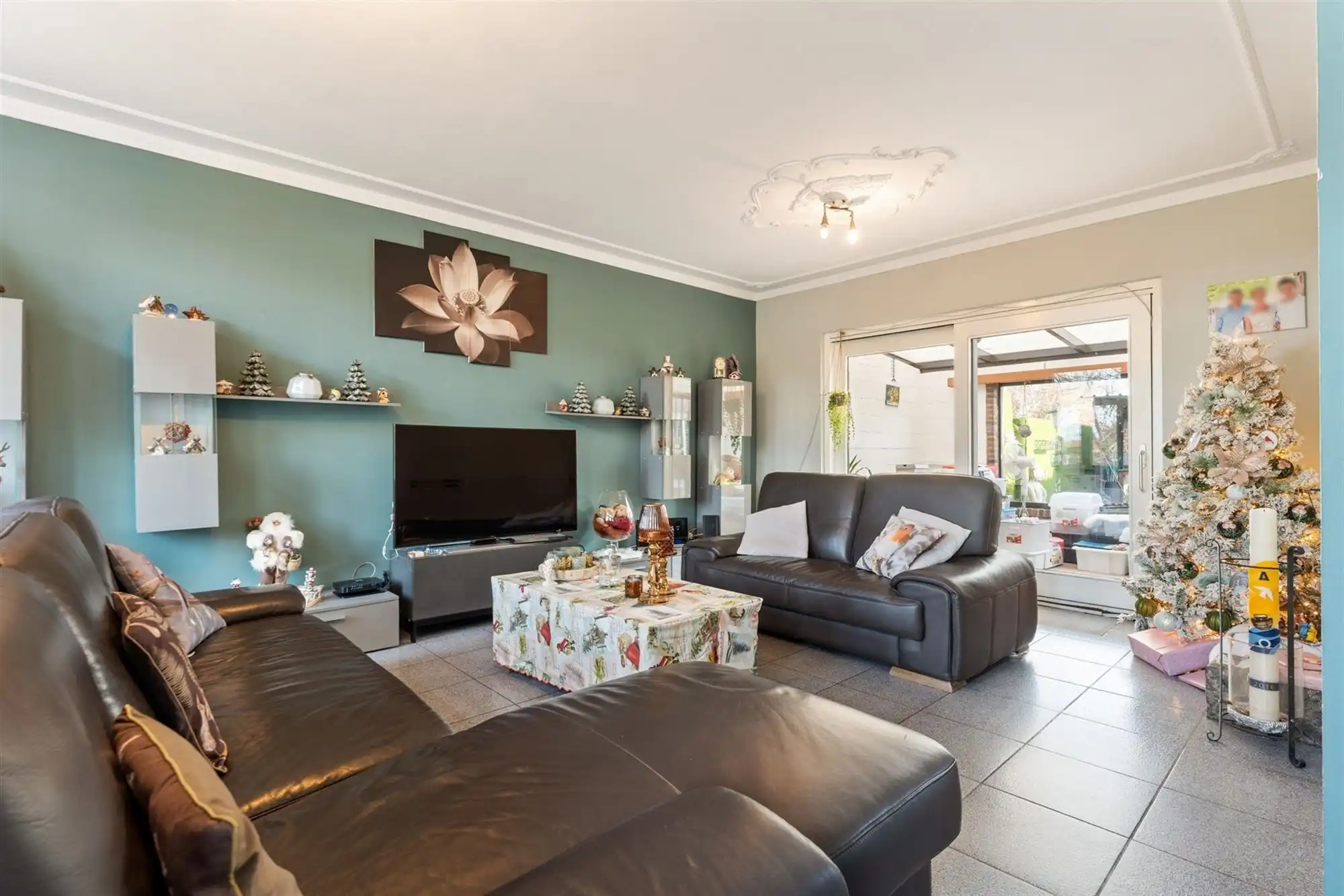 RUIME WONING MET 5 SLAAPKAMERS OP CENTRALE LIGGING VLAK BIJ BERINGEN CENTRUM foto 3