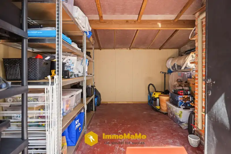 INSTAPKLARE GERENOVEERDE WONING  TE KOOP IN LOCHRISTI (WACHTEBEKE) foto 20