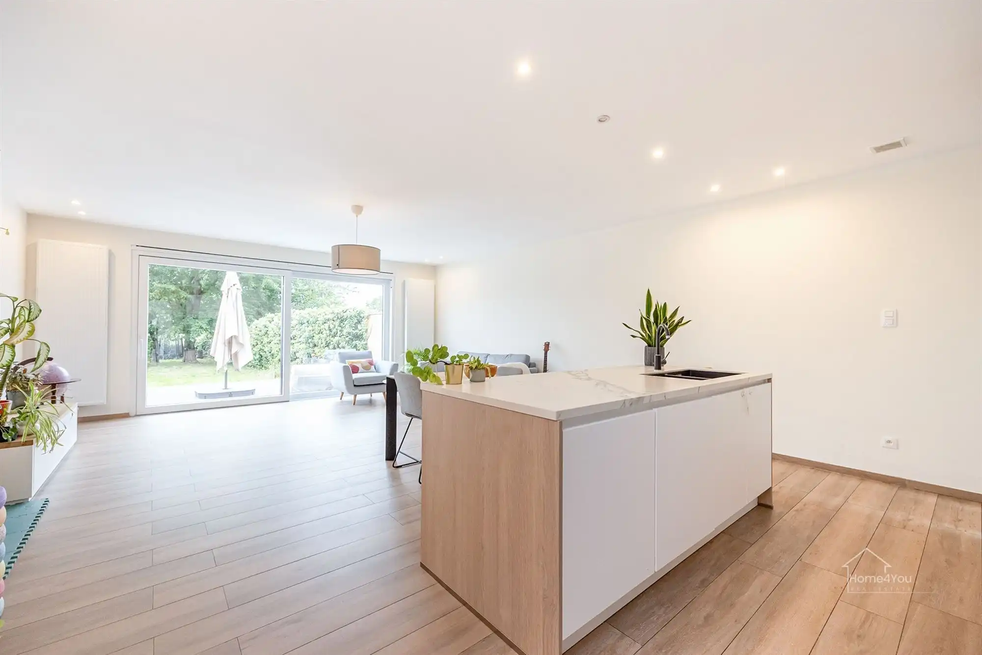 Prachtige Instapklare woning, A label, 4 slaapk+ bureel foto 2