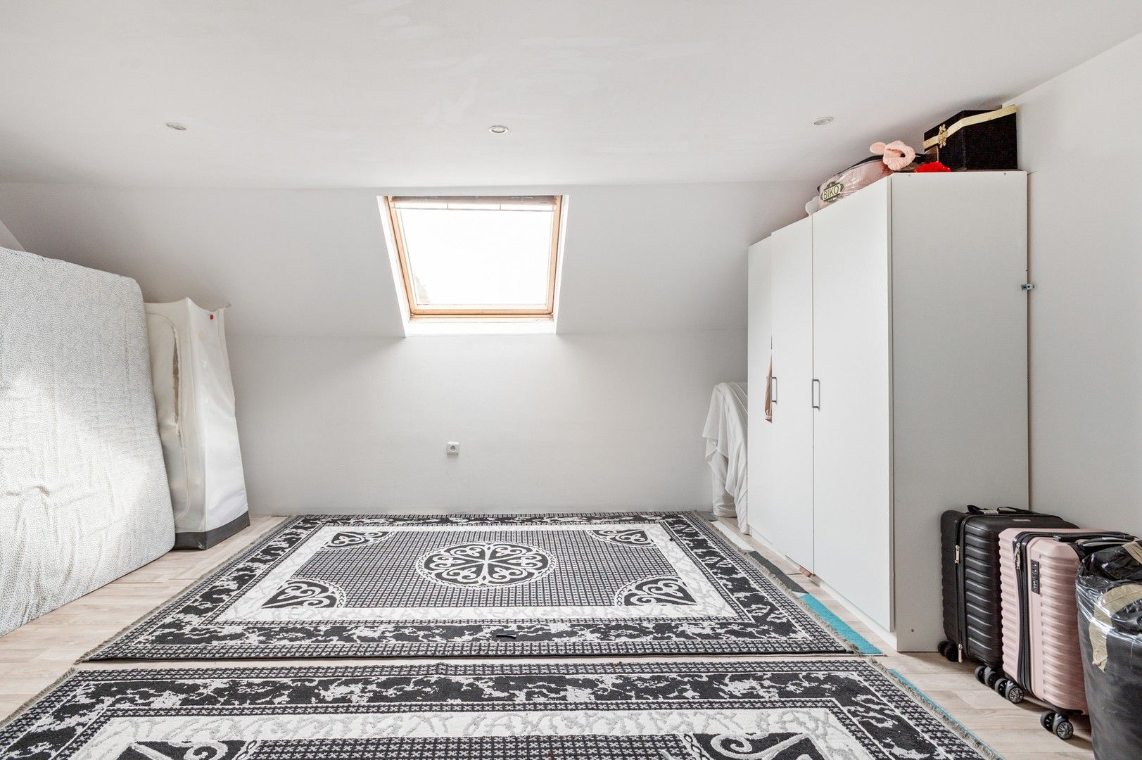 Verzorgde woning met 4slpks met zonnige tuin in Schoten foto 15