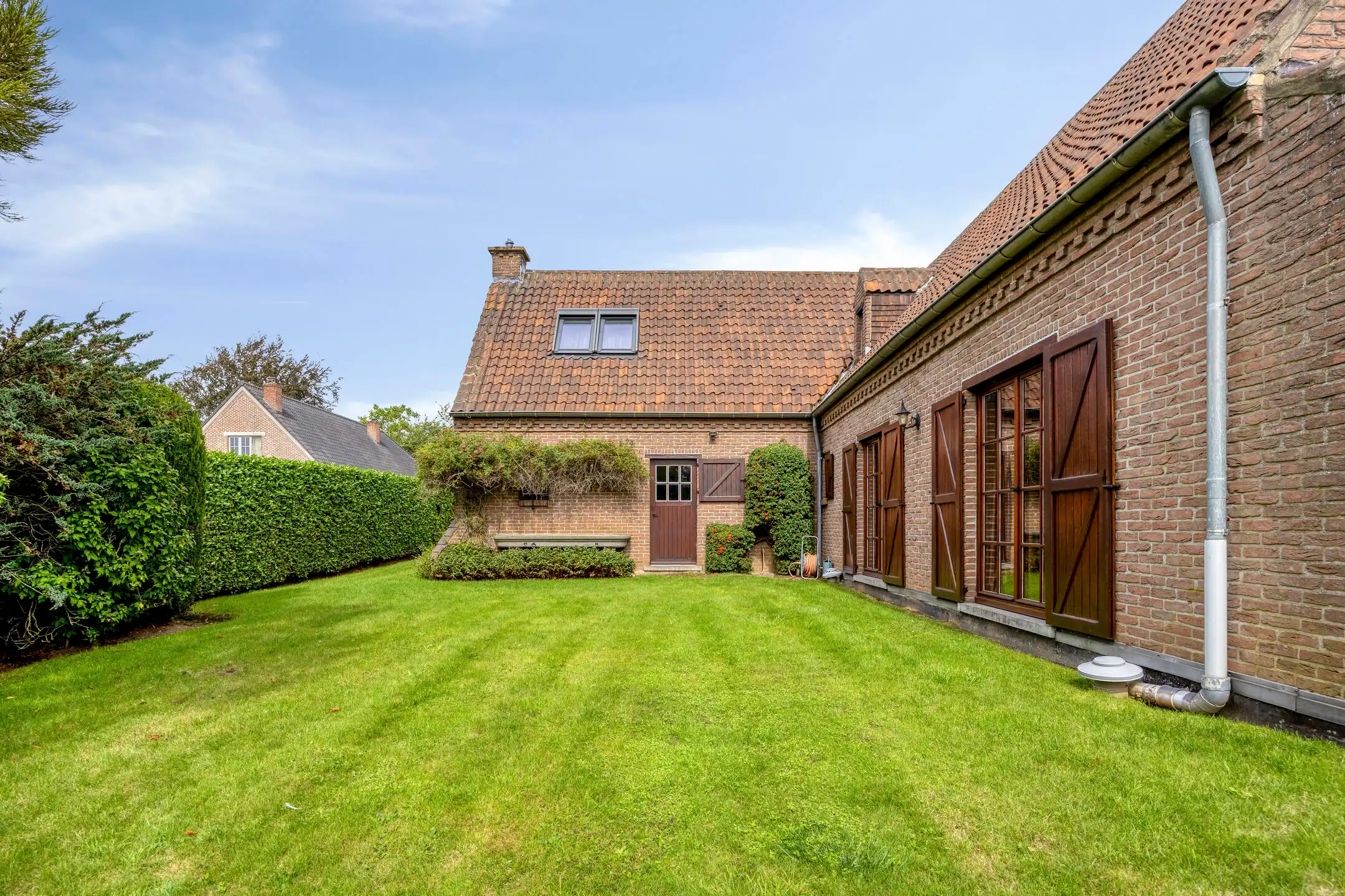 Klassieke villa in residentiële buurt met zuidgerichte tuin foto 25