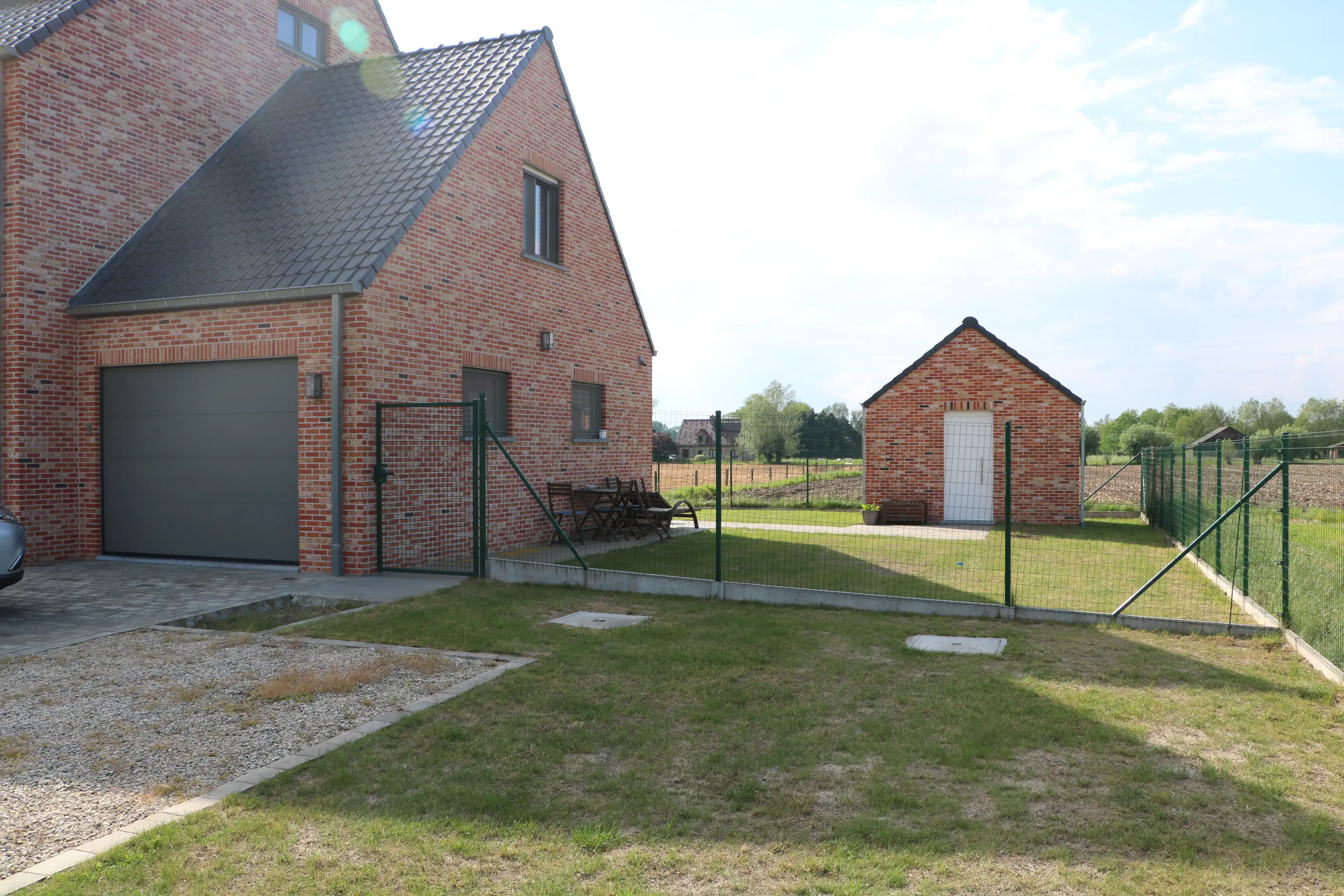 Ruime en recente pastoriewoning te huur in Zulte-Machelen foto 24