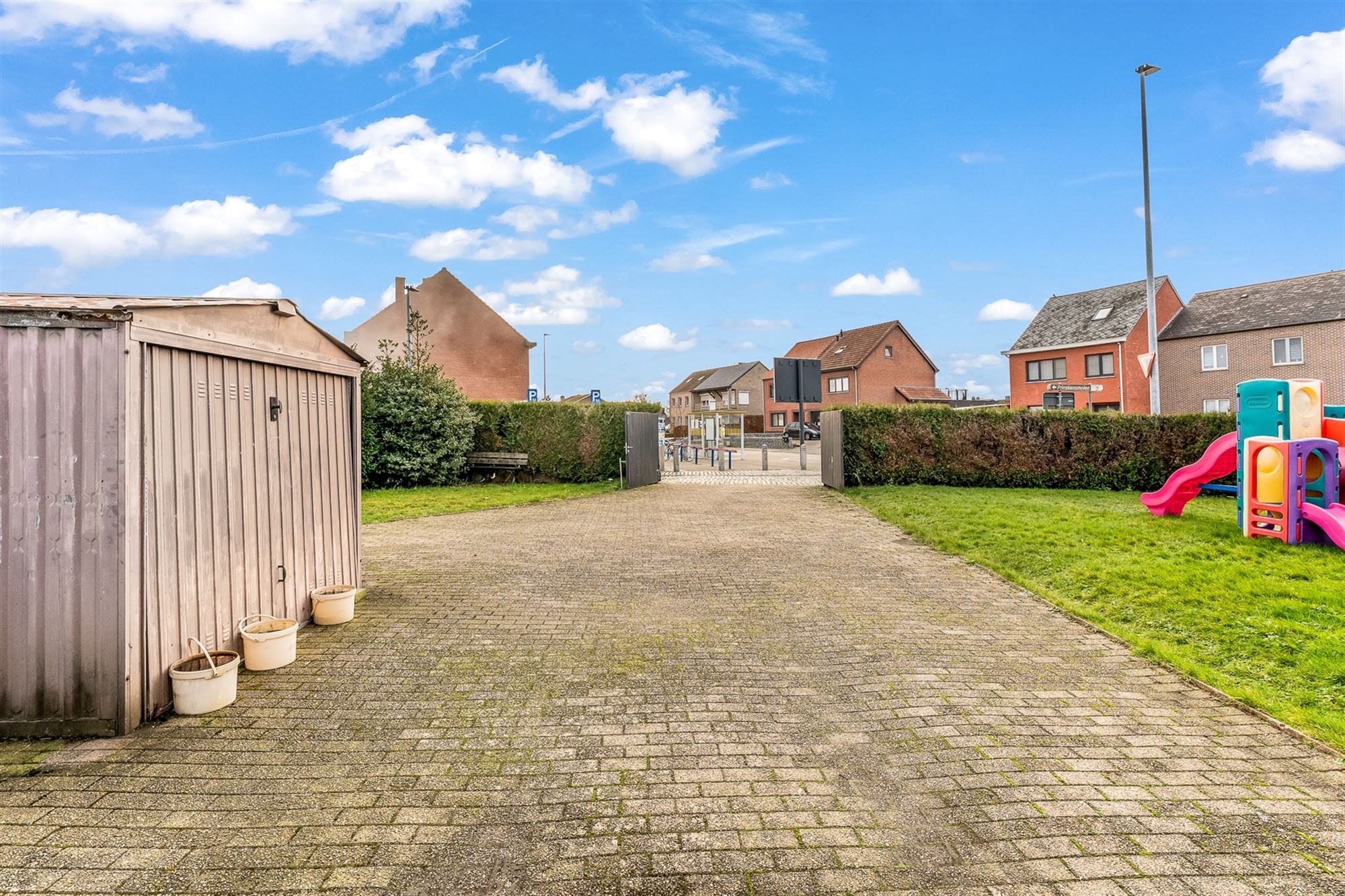 PROJECTGROND VAN 2 WONINGEN EN 3 APPARTEMENTEN foto 5