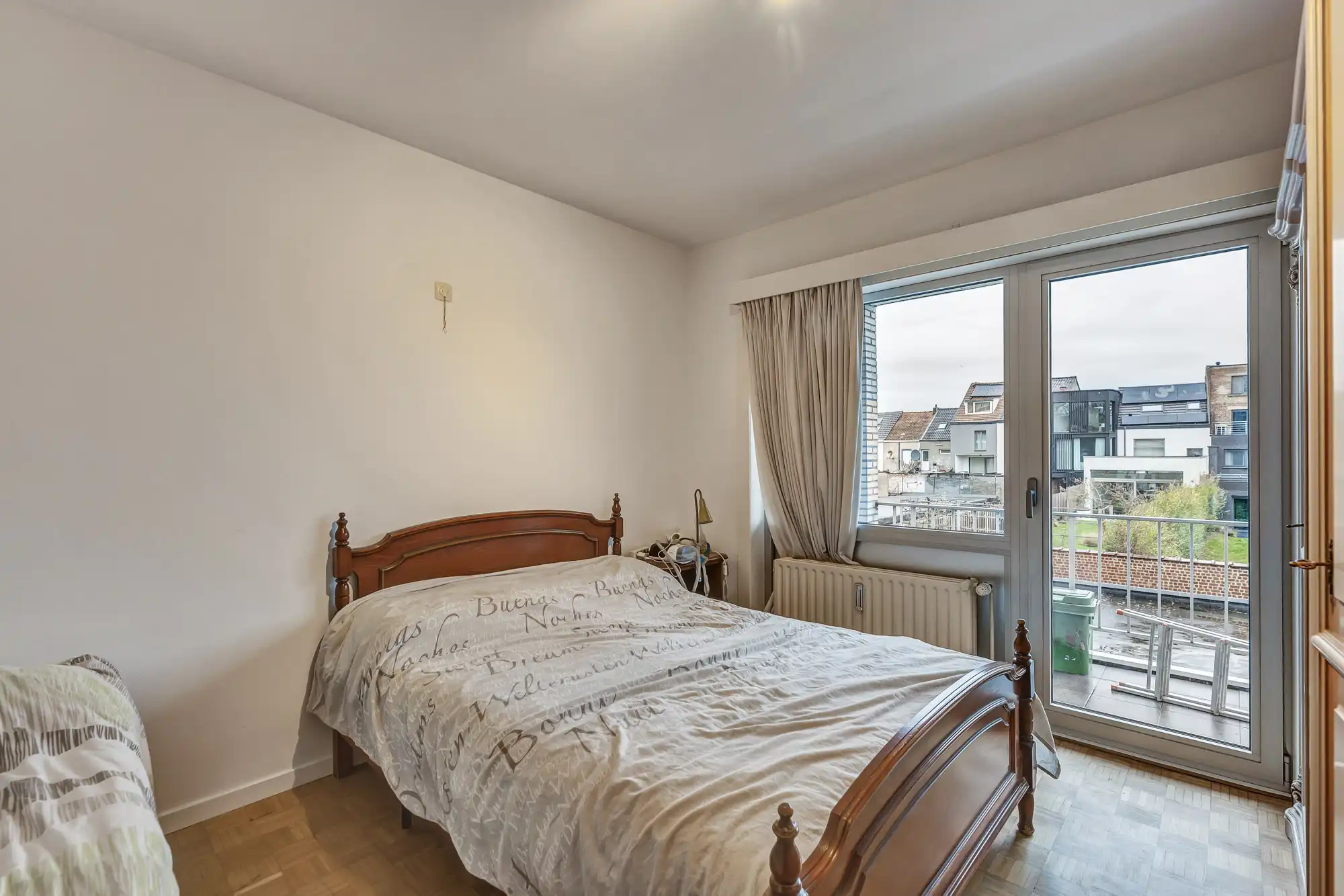 Tweeslaapkamer appartement met garage op toplocatie! foto 11