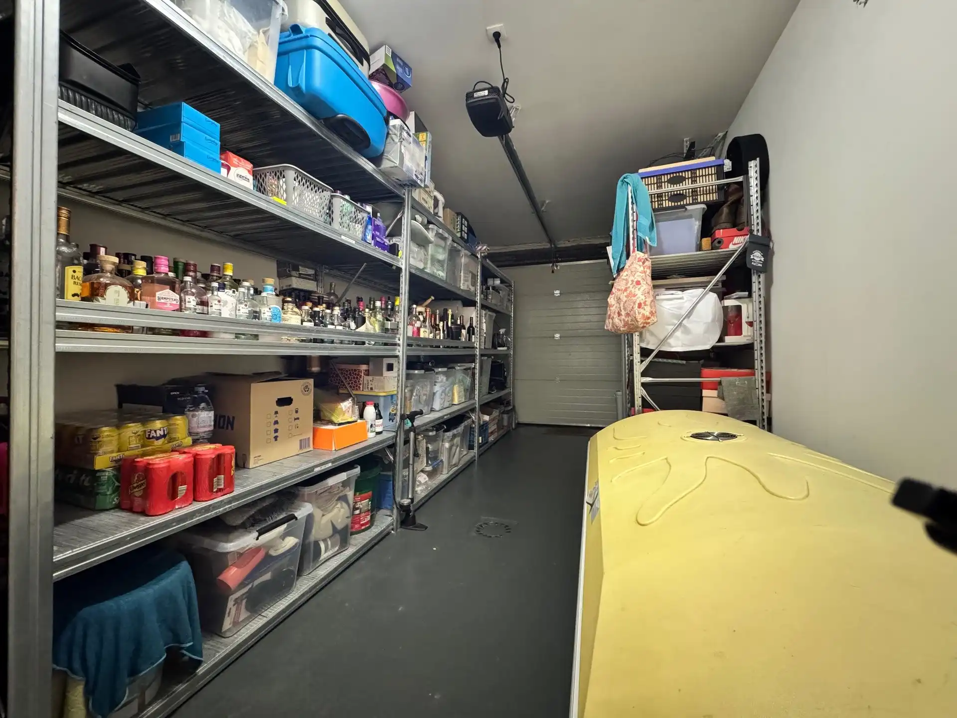 Prachtig gelijkvloers appartement met twee slaapkamers, tuin en garage foto 12