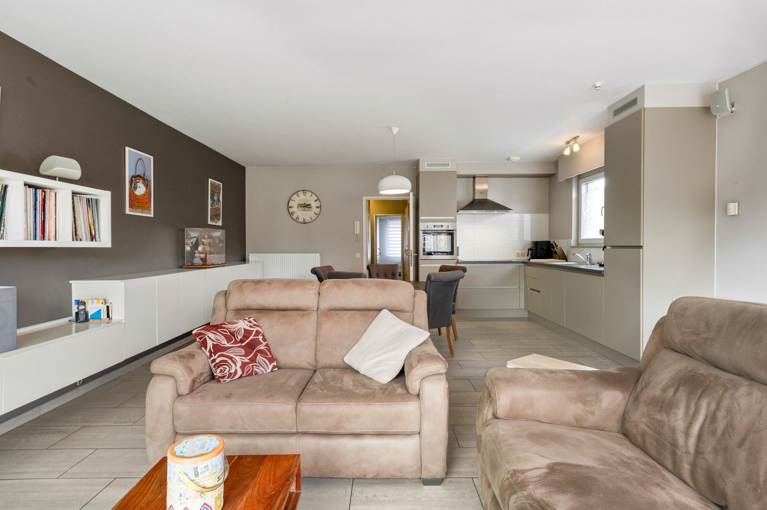 Instapklaar appartement met 2 slaapkamers, zonnige tuin en garage te Wommelgem foto 4