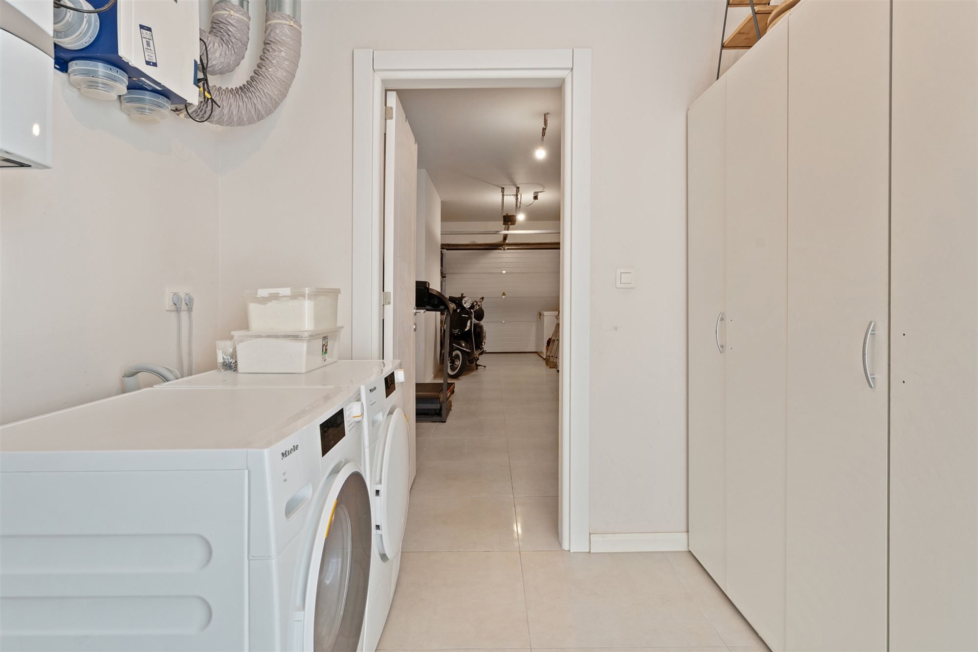 KNAPPE WONING (198M²) MET 3 SLAAPKAMERS + RUIME ZOLDER TE BEVERLO foto 10