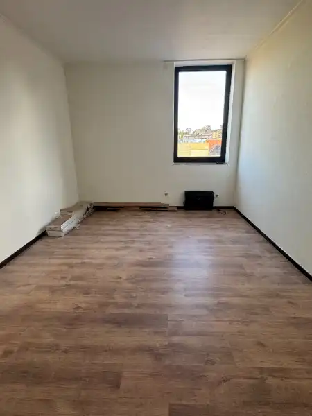 Gerenoveerd appartement met 3 slaapkamers en zonnig terras in hartje Genk foto 15