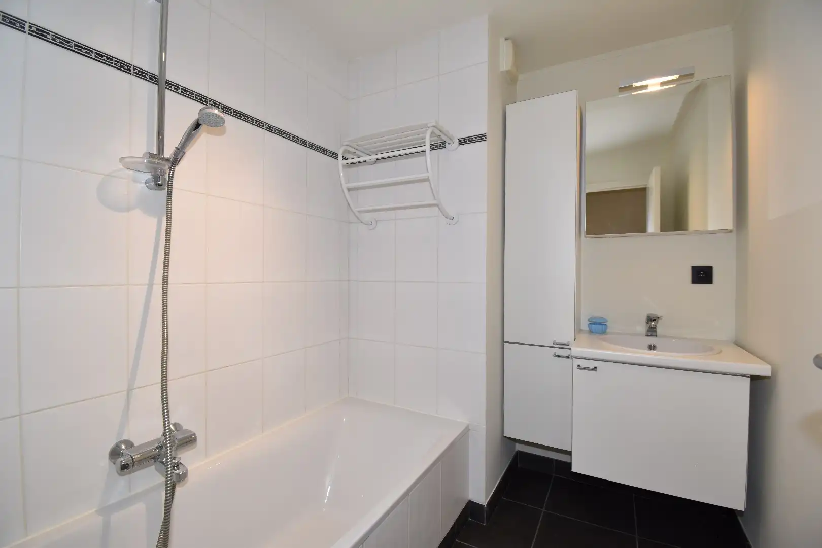 Appartement met 1slaapkamer en garage, centrum Maldegem foto 13