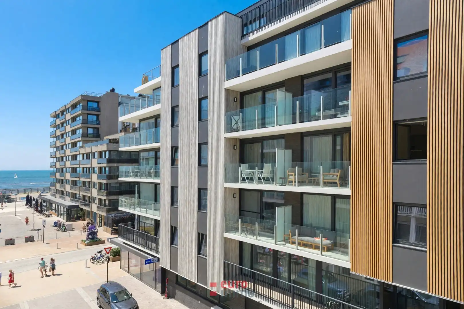 Exclusief, zéér recent appartement met lateraal zeezicht! foto 5