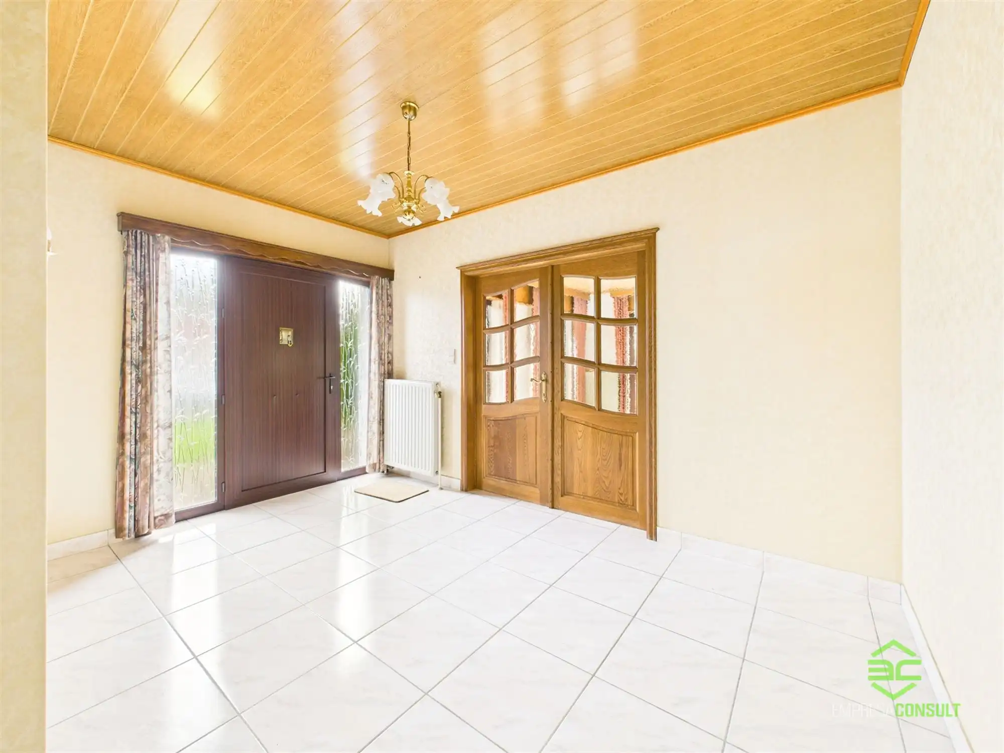 Instapklare gelijkvloerse OB met zonnige tuin! foto 4