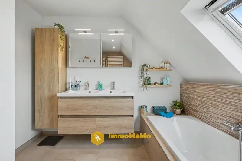 RECENTE WONING MET 4 SLAAPKAMERS TE KOOP IN WACHTEBEKE-LOCHRISTI foto 16