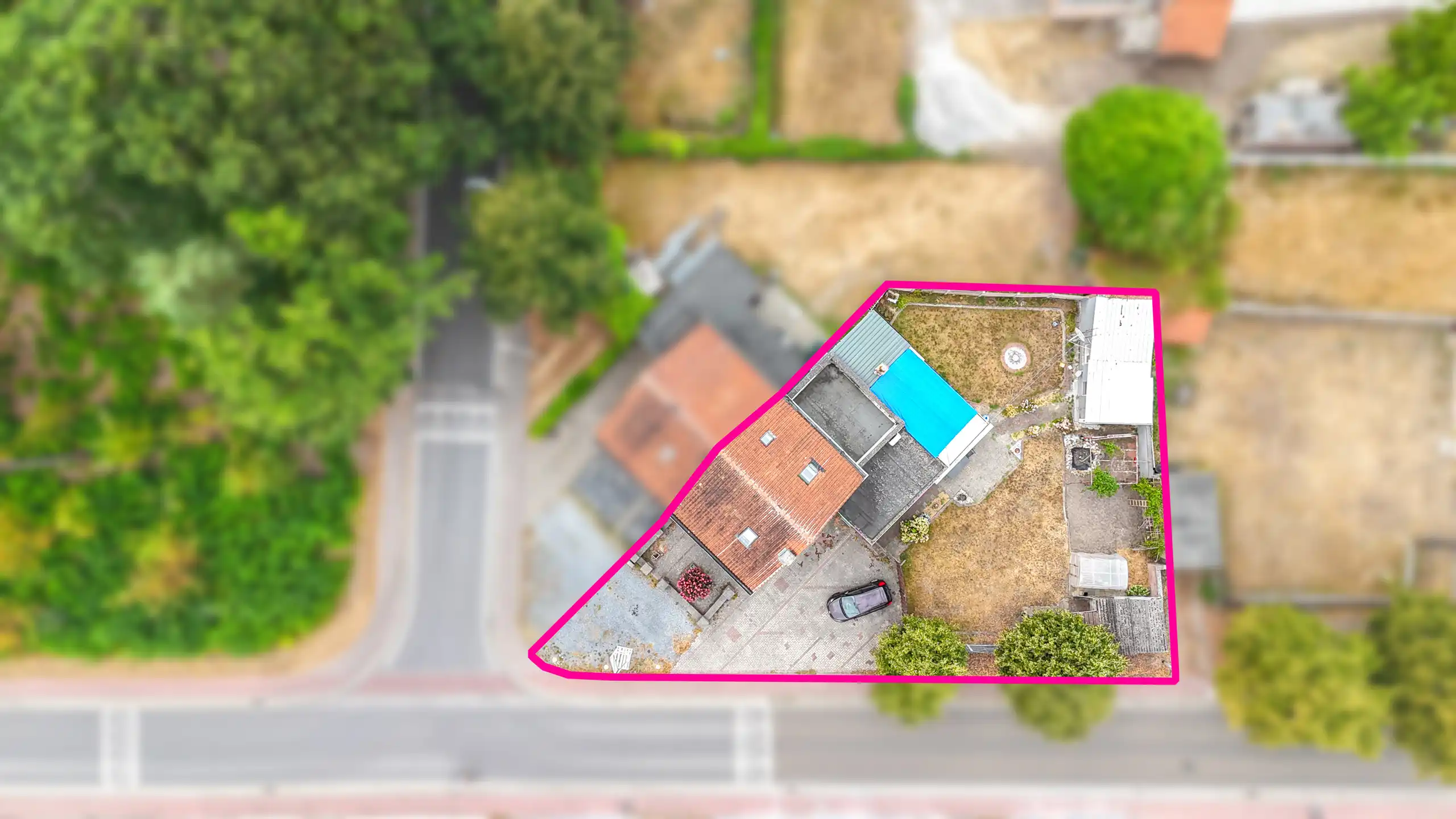 Halfopen woning met tuin, garage en 3 slaapkamers foto 35