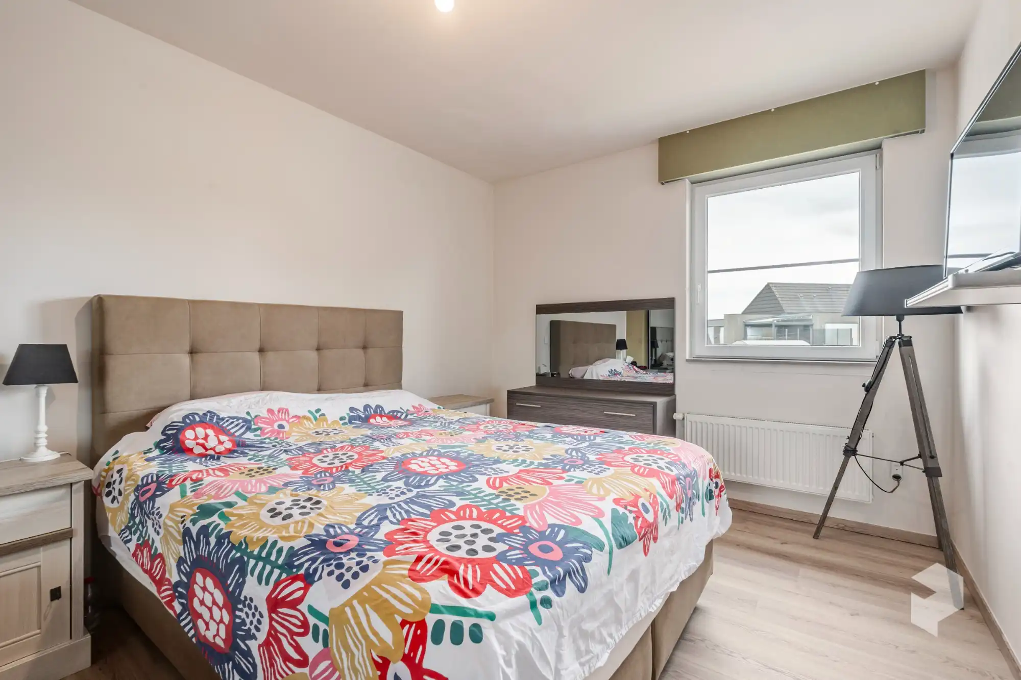 Recente (bj. 2023) royale woning met 4 SLPK (5 mogelijk) en grote tuin (EPC A) foto 12