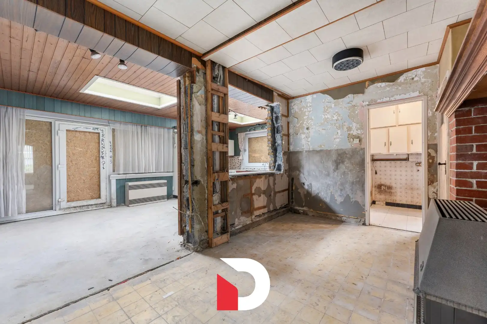 Te renoveren hoekwoning met garage en tuin  foto 6