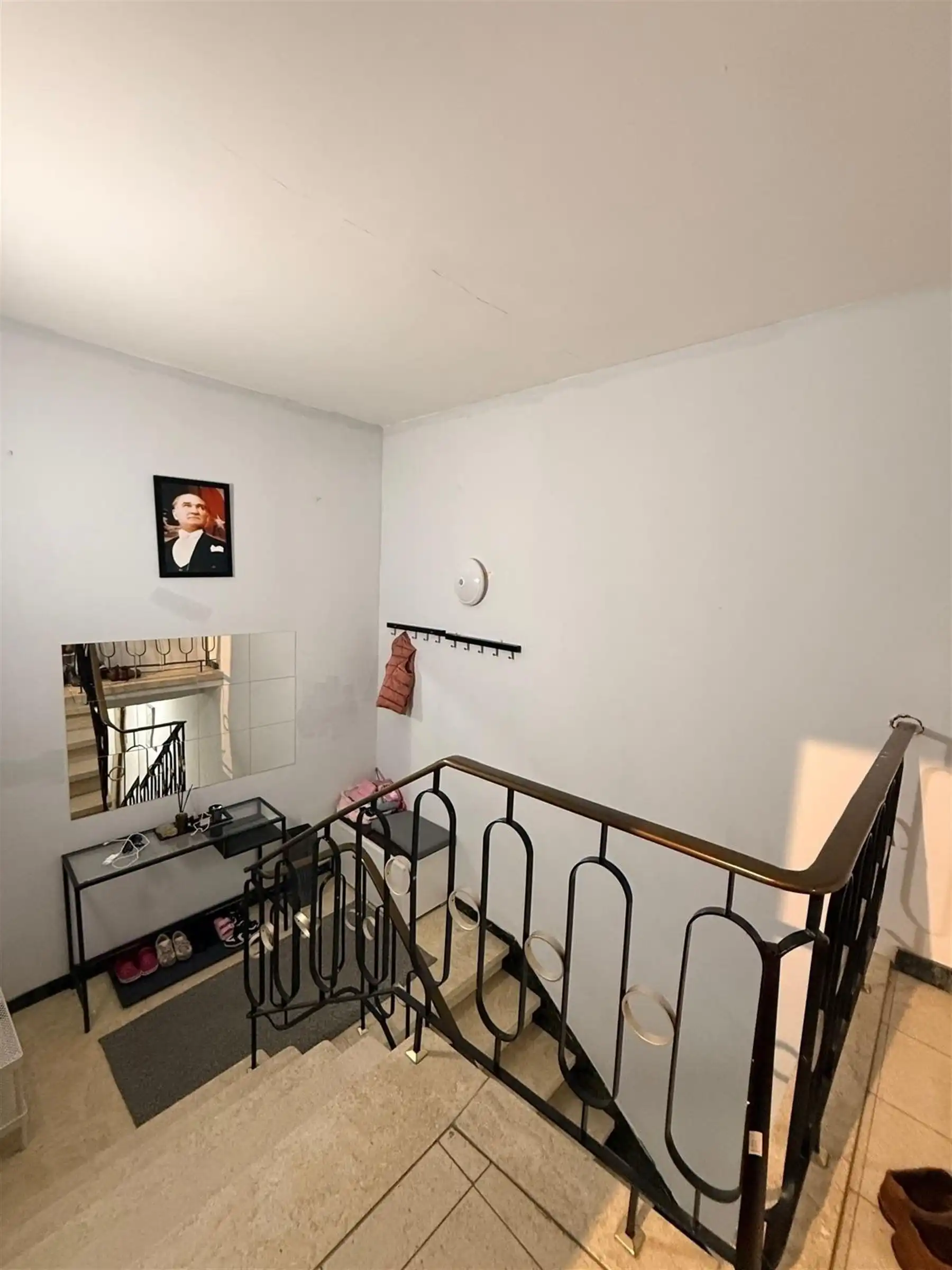 APPARTEMENT OP DE 1 E EN 2 E VERDIEPING foto 8