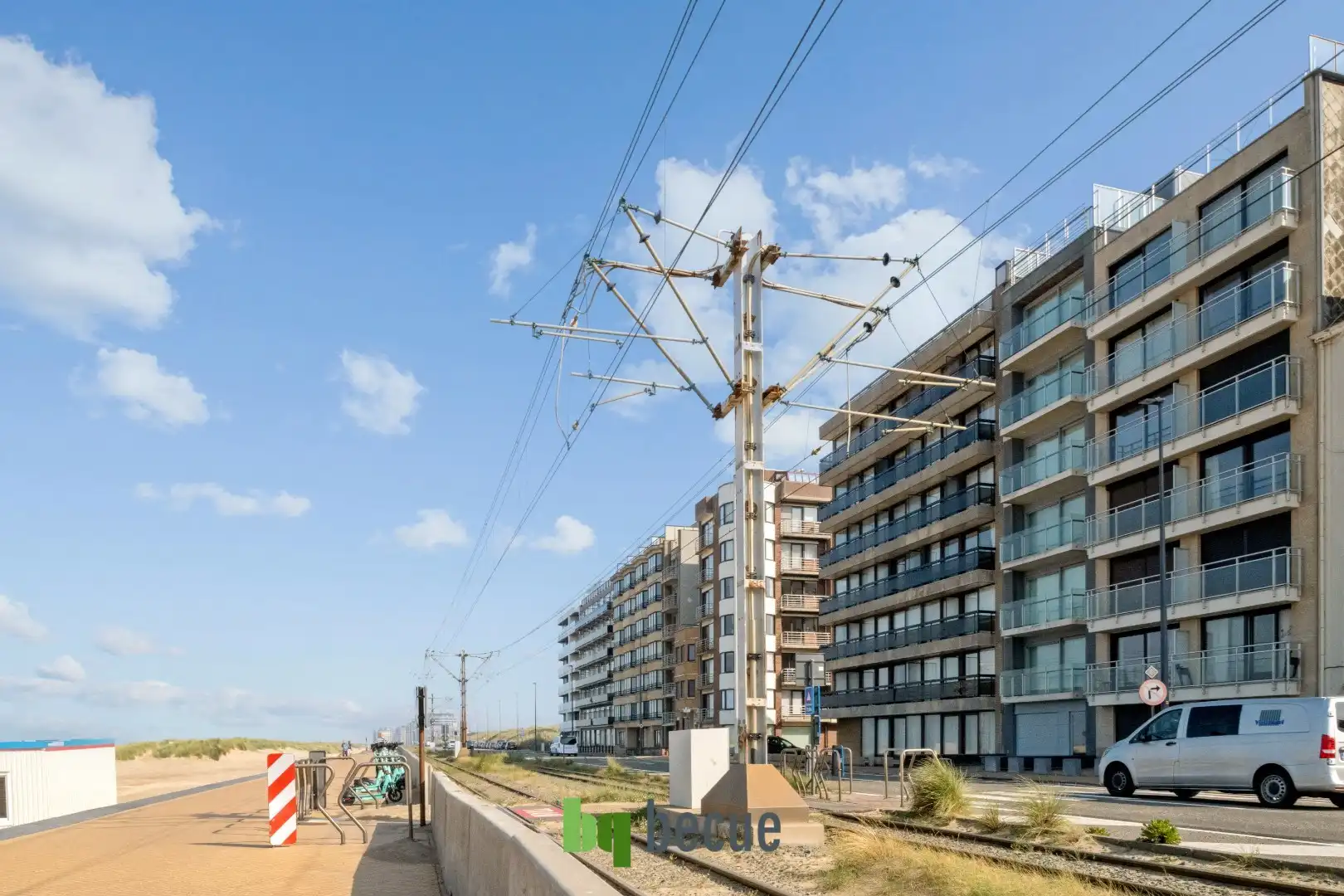 Lichtrijk appartement met terras en EPC B foto 14