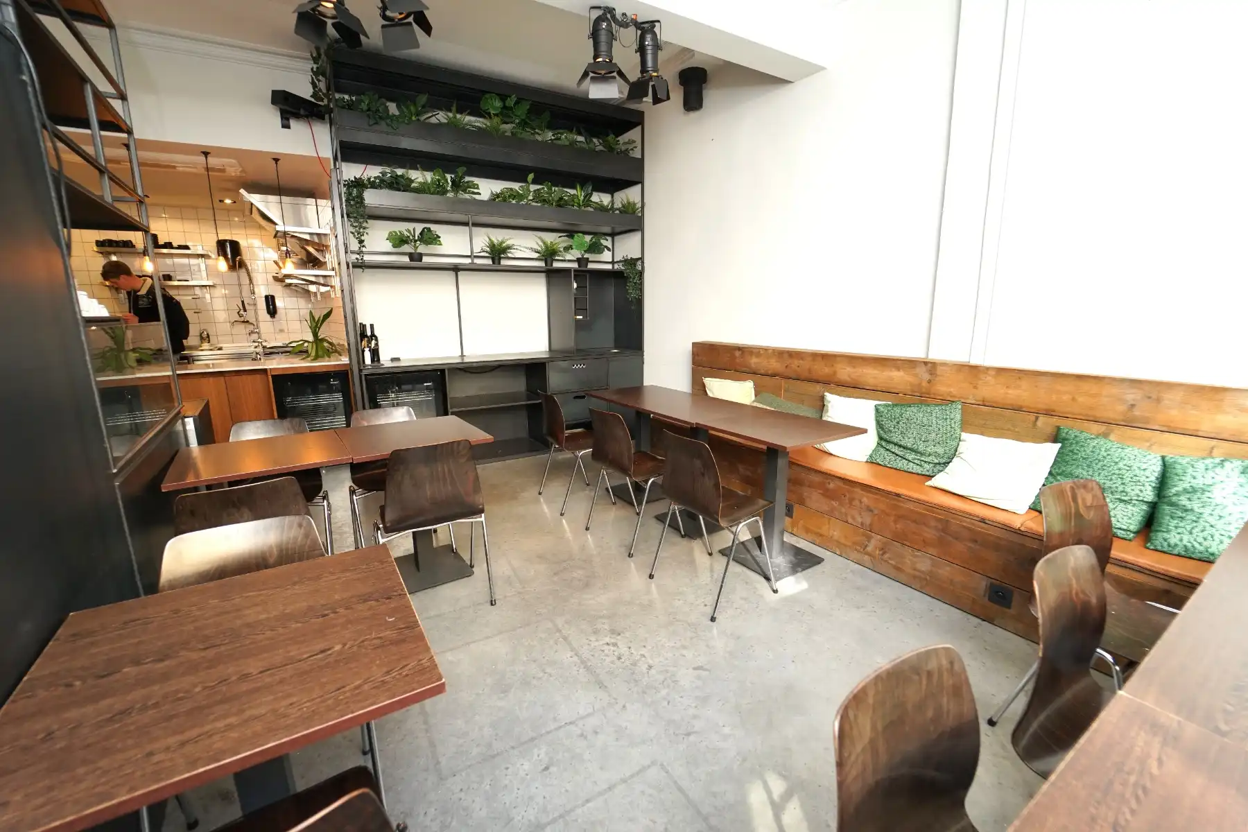 Charmante Horecazaak te Huur Centrum Gent foto 5