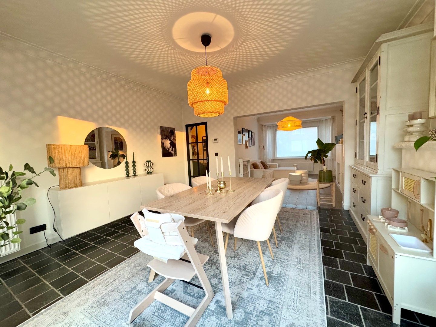 INSTAPKLARE WONING MET 4 SLPKS, TUIN EN GARAGE foto 8